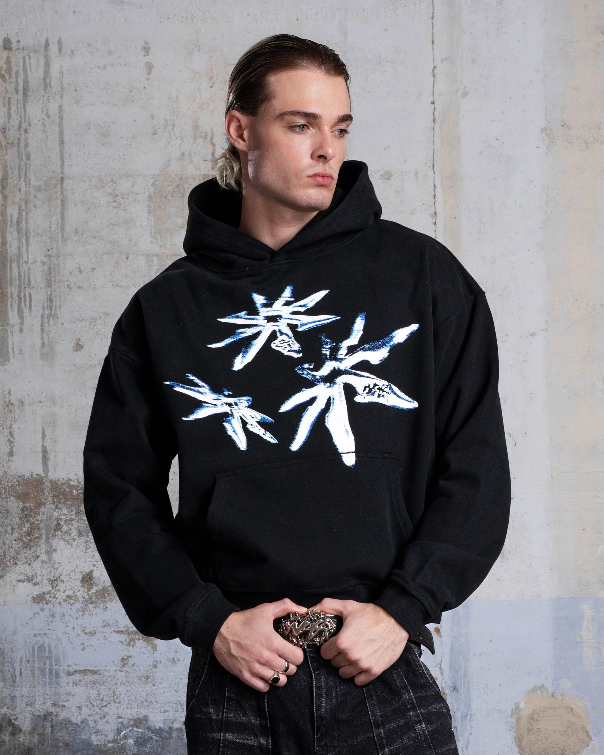 HOODIE "SHURIKEN" - BLACK - Image 3