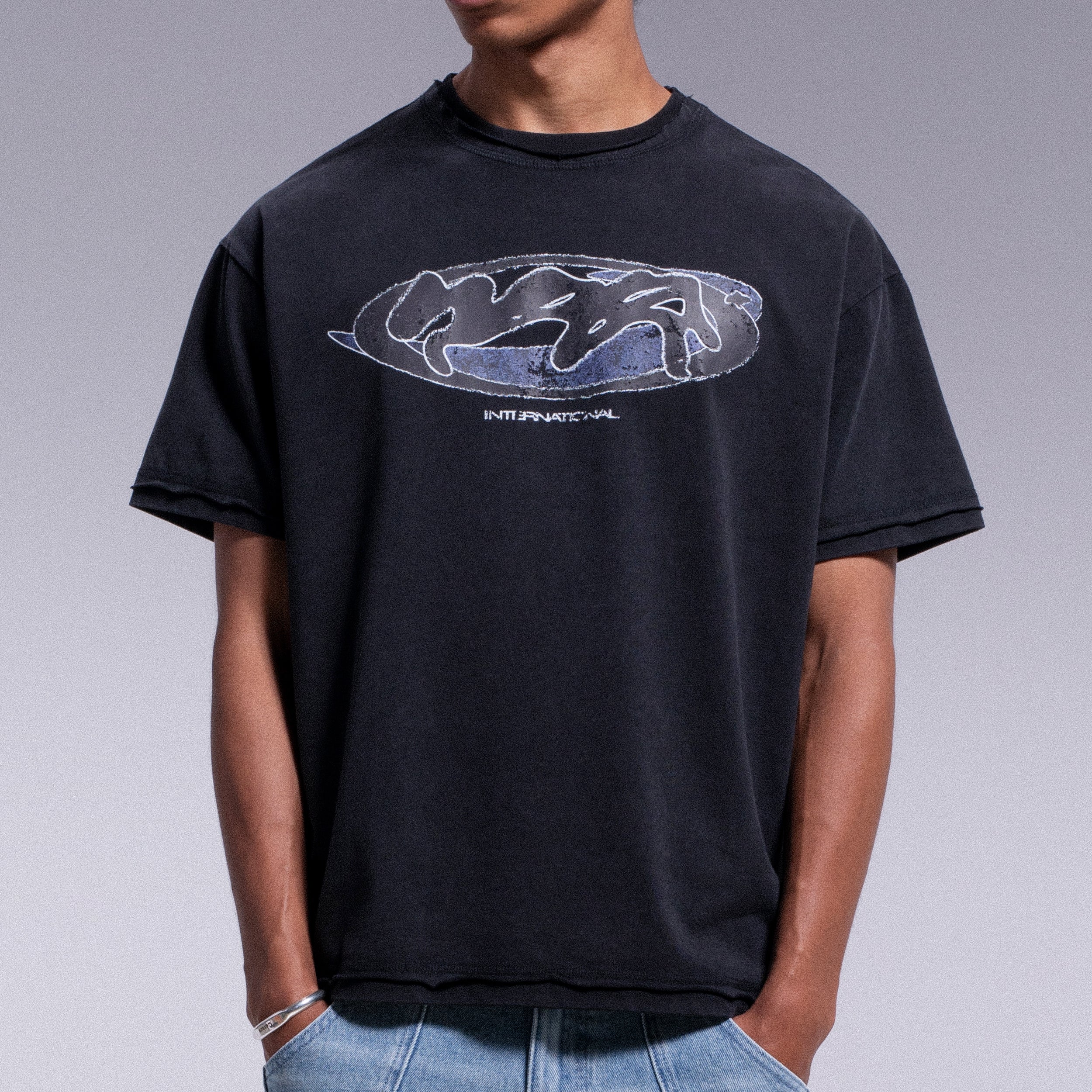 T-SHIRT VINTAGE "INTERNATIONAL" - NOIR - Image 4